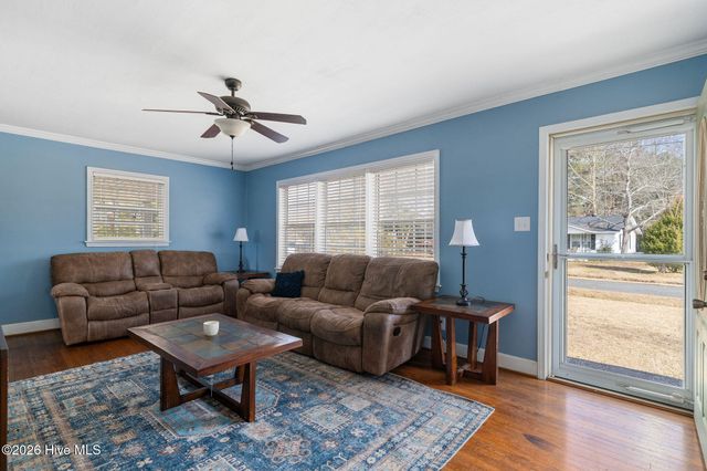 314 S Kennedy Street, Beulaville, NC 28518