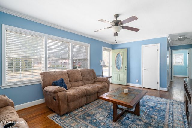 314 S Kennedy Street, Beulaville, NC 28518