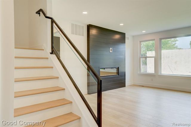 804 Irving Avenue, Royal Oak, MI 48067