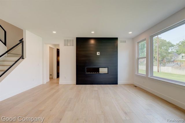 804 Irving Avenue, Royal Oak, MI 48067