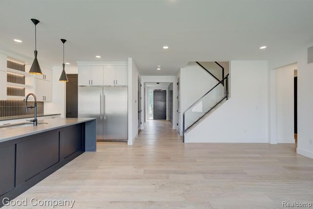 804 Irving Avenue, Royal Oak, MI 48067