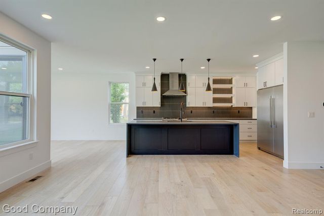 804 Irving Avenue, Royal Oak, MI 48067