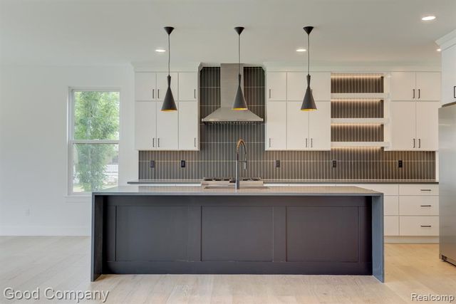 804 Irving Avenue, Royal Oak, MI 48067