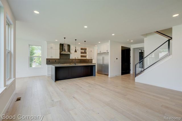 804 Irving Avenue, Royal Oak, MI 48067
