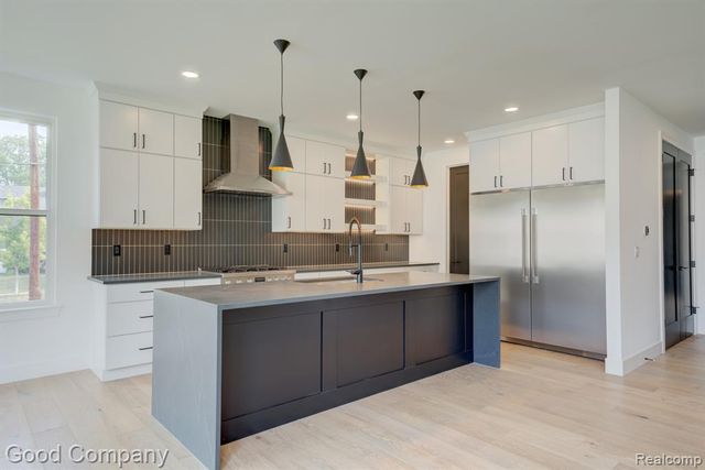 804 Irving Avenue, Royal Oak, MI 48067