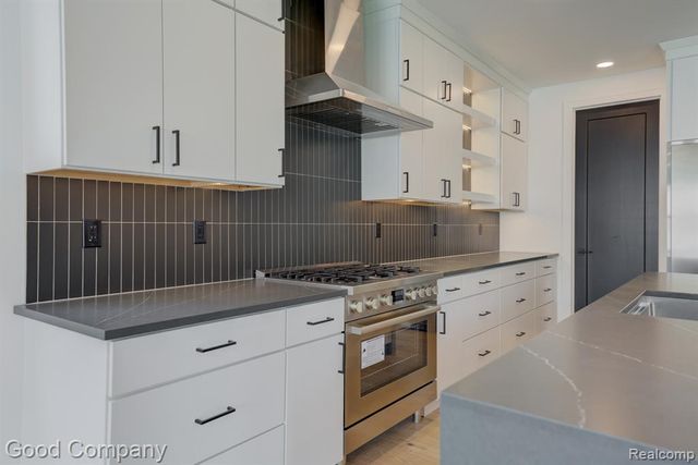 804 Irving Avenue, Royal Oak, MI 48067