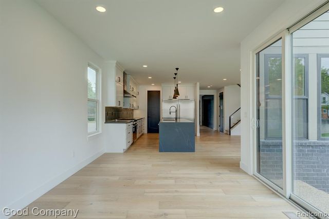 804 Irving Avenue, Royal Oak, MI 48067