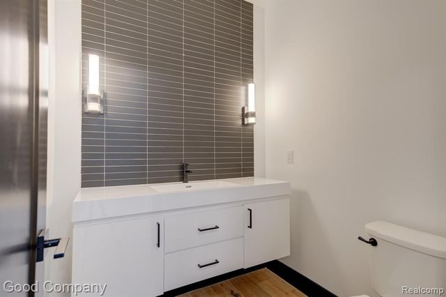 804 Irving Avenue, Royal Oak, MI 48067