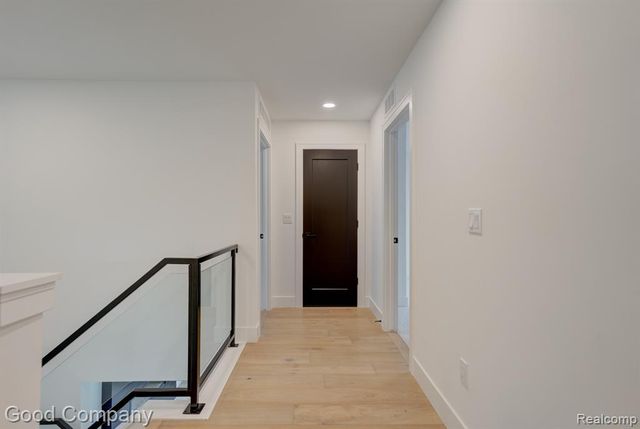 804 Irving Avenue, Royal Oak, MI 48067