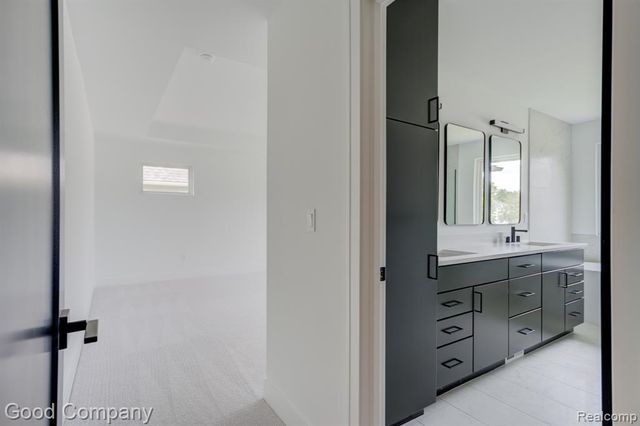 804 Irving Avenue, Royal Oak, MI 48067
