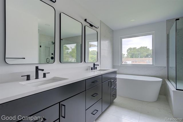804 Irving Avenue, Royal Oak, MI 48067