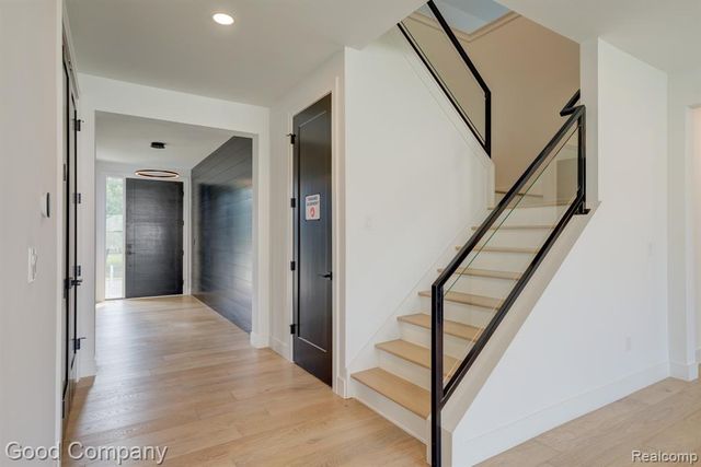 804 Irving Avenue, Royal Oak, MI 48067