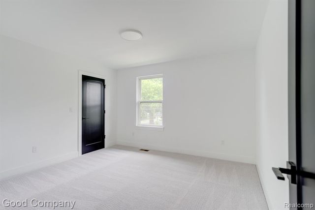 804 Irving Avenue, Royal Oak, MI 48067