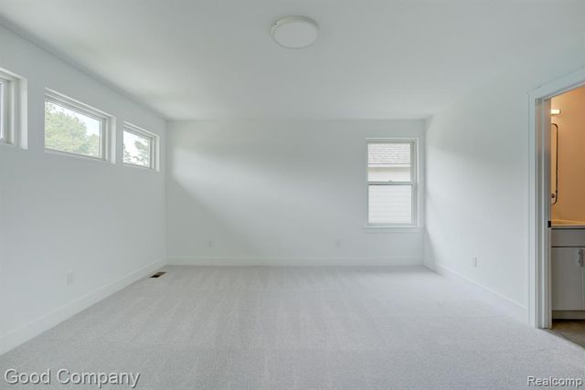 804 Irving Avenue, Royal Oak, MI 48067