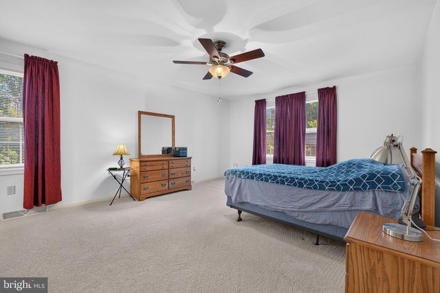 118 E SCOUT ALY, Manheim, PA 17545