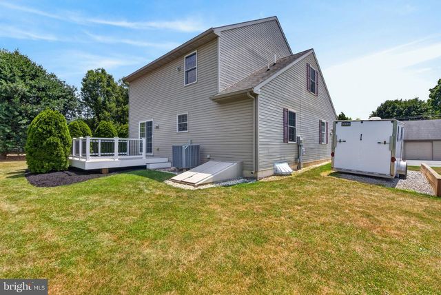 118 E SCOUT ALY, Manheim, PA 17545