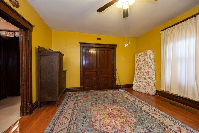 608 E 8TH AVENUE, Tarentum, PA 15084