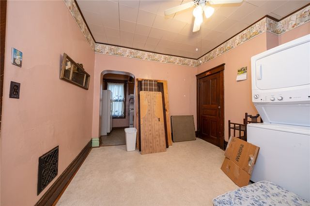 608 E 8TH AVENUE, Tarentum, PA 15084