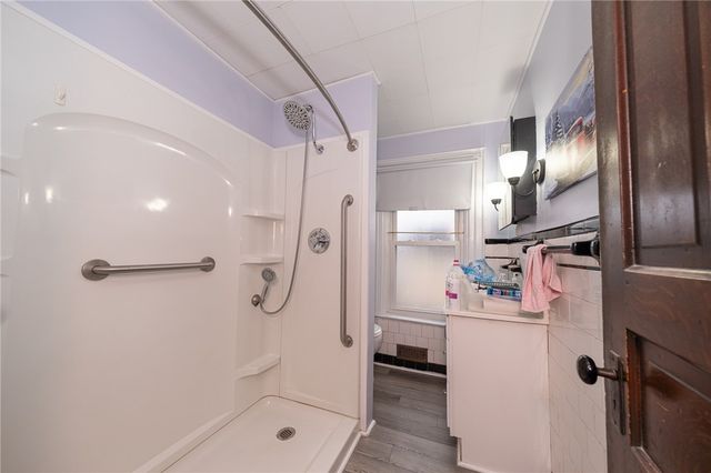 608 E 8TH AVENUE, Tarentum, PA 15084