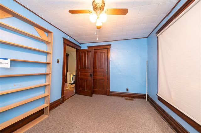 608 E 8TH AVENUE, Tarentum, PA 15084