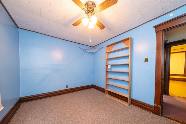 608 E 8TH AVENUE, Tarentum, PA 15084