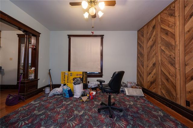 608 E 8TH AVENUE, Tarentum, PA 15084