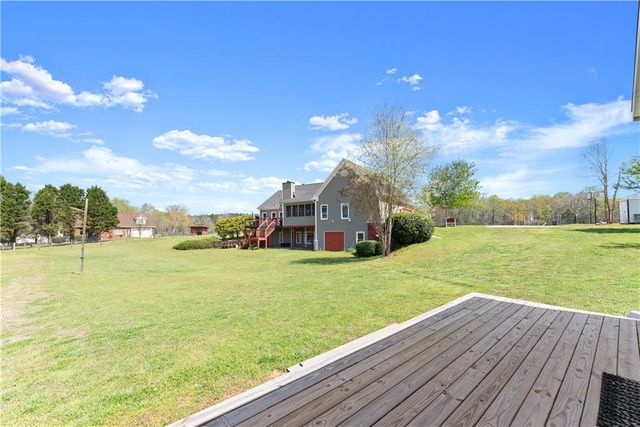 246 P J Roberts Road, Jefferson, GA 30549