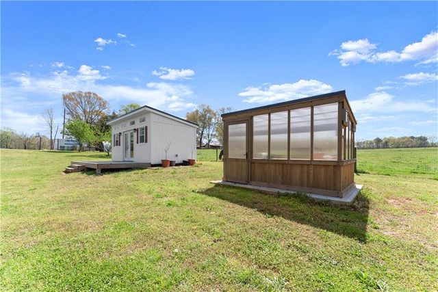 246 P J Roberts Road, Jefferson, GA 30549