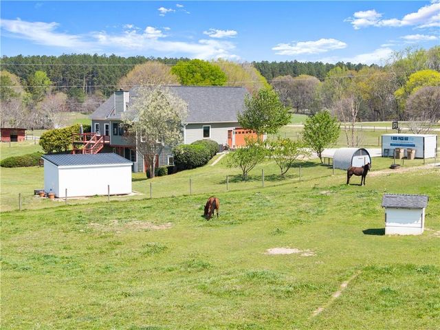 246 P J Roberts Road, Jefferson, GA 30549