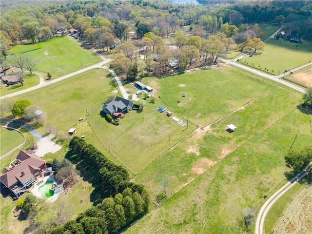 246 P J Roberts Road, Jefferson, GA 30549