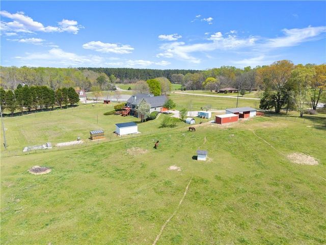 246 P J Roberts Road, Jefferson, GA 30549