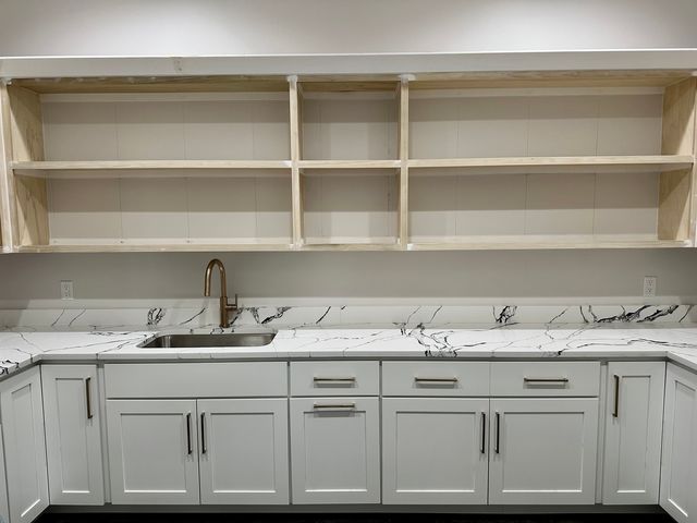 24029 185TH Street, Bettendorf, IA 52722