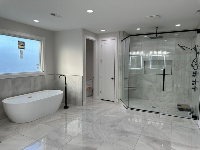 24029 185TH Street, Bettendorf, IA 52722