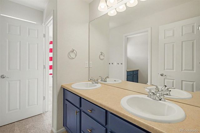 10459 Wagon Box Circle, Littleton, CO 80130