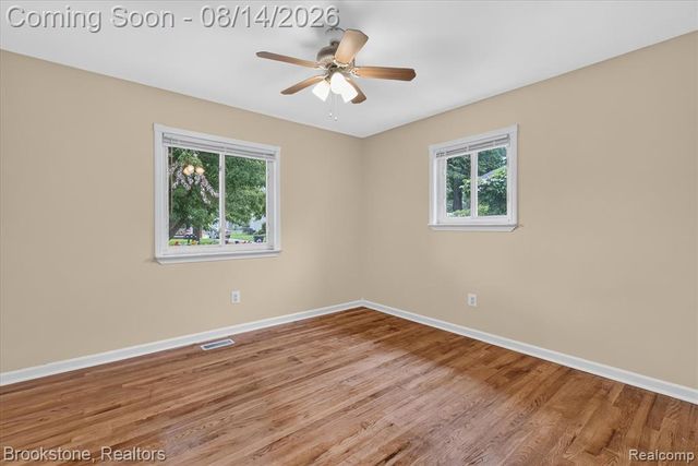 9233 Houghton Street, Livonia, MI 48150