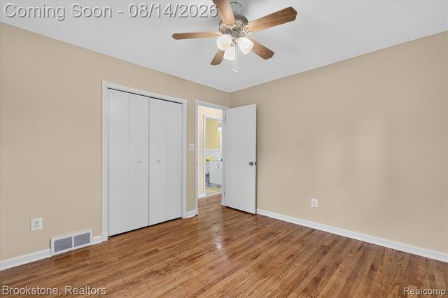 9233 Houghton Street, Livonia, MI 48150