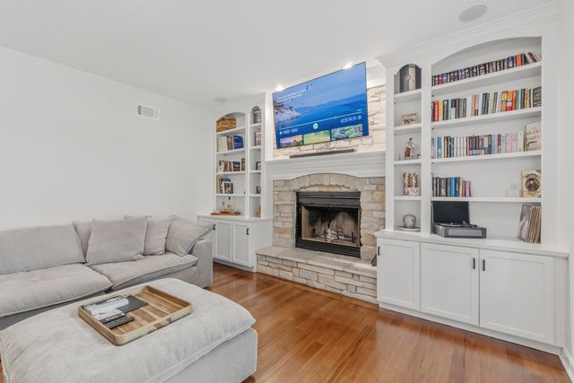 1160 Lakin Avenue, Elburn, IL 60119