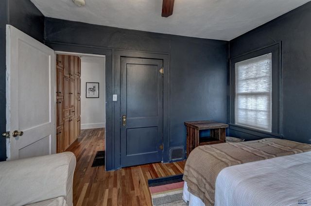 1526 11TH ST, Rapid City, SD 57701