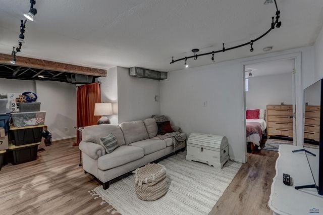 1526 11TH ST, Rapid City, SD 57701