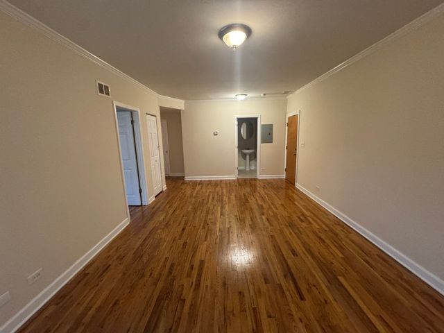 2257 W ROSEMONT Avenue 1, Chicago, IL 60659