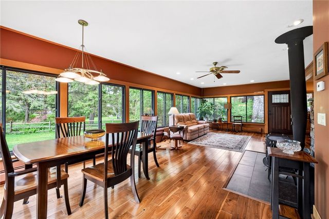 1200 Gatestone Circle, Webster, NY 14580