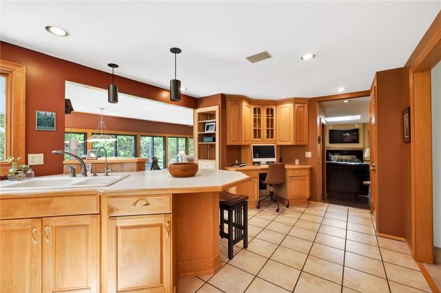 1200 Gatestone Circle, Webster, NY 14580
