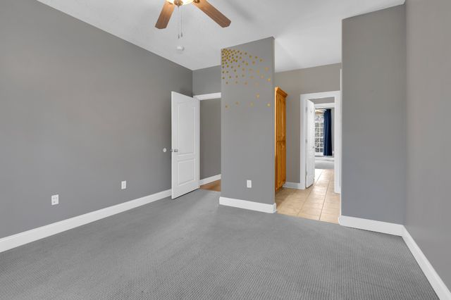 225 Crimson Dr, Winchester, TN 37398