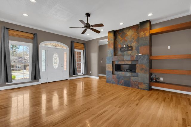 225 Crimson Dr, Winchester, TN 37398