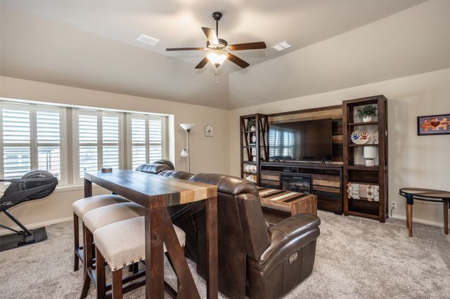 9009 Athens Drive, Denton, TX 76226