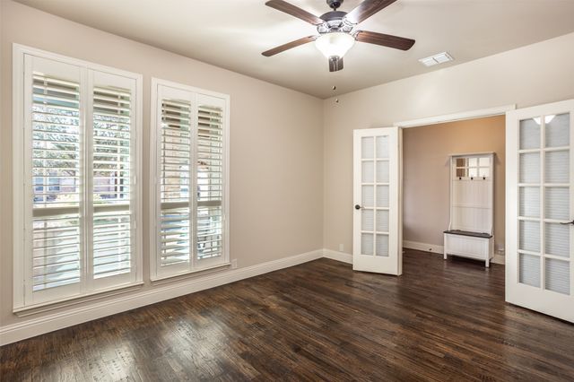 9009 Athens Drive, Denton, TX 76226