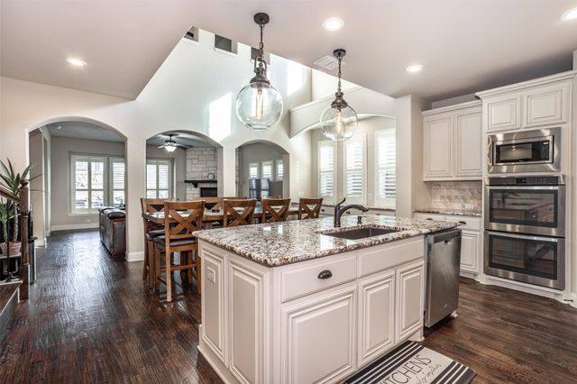 9009 Athens Drive, Denton, TX 76226