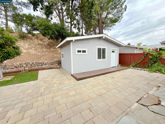 2899 Madeira Way, Pleasant Hill, CA 94523