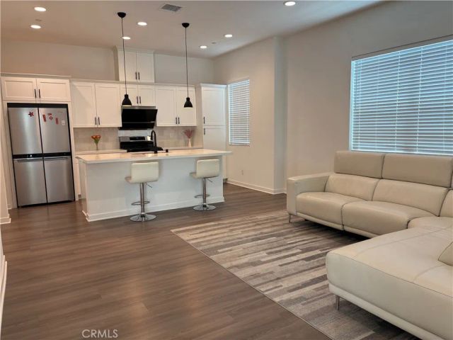 4466 S Forsyth Paseo, Ontario, CA 91762