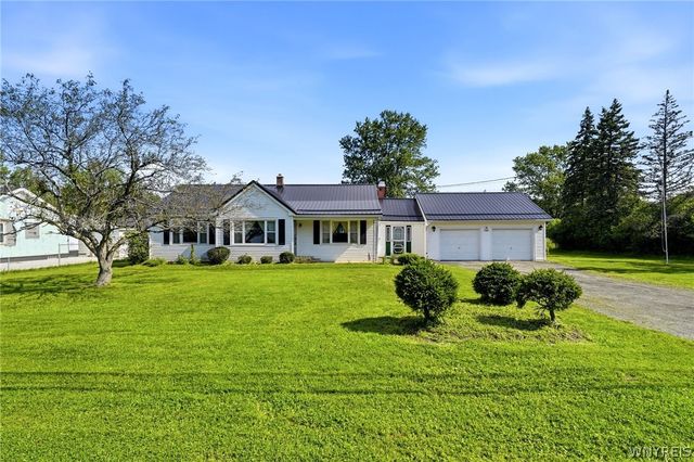 7304 Michael Road, Orchard Park, NY 14127